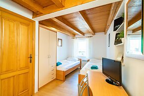 Apartments Foteza