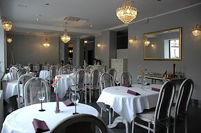 Hotel Opera