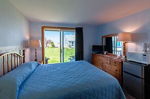 East Harbour Motel and Cottages