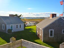 East Harbour Motel and Cottages