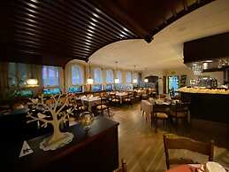 Hotel Ristorante Herbstein