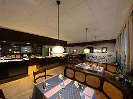 Hotel Ristorante Herbstein