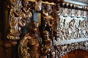 Lyons Woodlands Hall Hotel