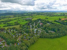 Lyons Woodlands Hall Hotel