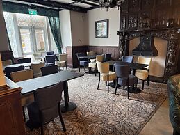 Lyons Woodlands Hall Hotel