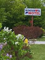 Mindemoya Motel