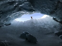 Belle Neige Suites- Whistler