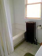 Gaslight Inn Victoria