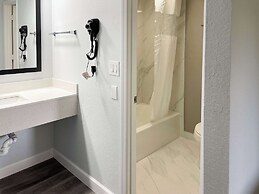 Studio 6 Tulsa, OK - Central