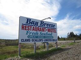 Baybreeze Restaurant and Motel