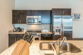 Seaport Signal Building by Vacasa