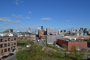 Seaport Signal Building by Vacasa