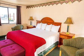 Village Inn & Suites