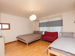 Egg Guesthouse Korea