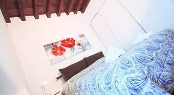 Fleur de Lis Belvedere