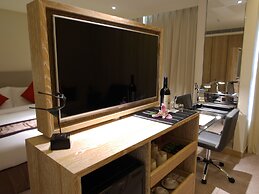 Kaohsiung International Plaza