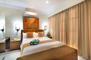 Peninsula Bay Resort