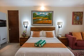 Peninsula Bay Resort