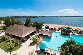 Peninsula Bay Resort