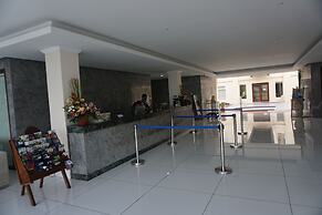 Peninsula Bay Resort