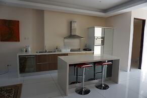 Peninsula Bay Resort