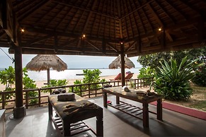 Peninsula Bay Resort