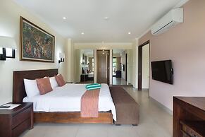 Peninsula Bay Resort