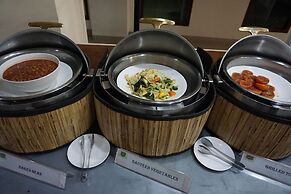 Peninsula Bay Resort