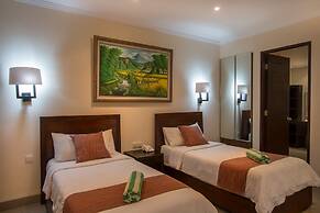 Peninsula Bay Resort