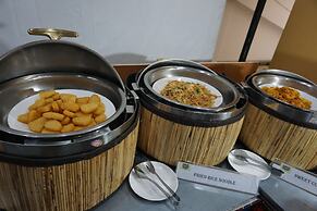 Peninsula Bay Resort