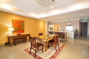 Peninsula Bay Resort