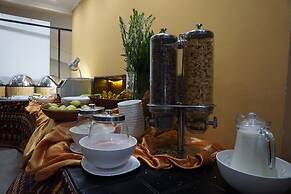 Peninsula Bay Resort