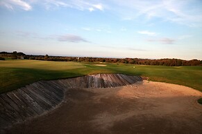 New Forest Golf Club Apartments