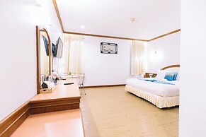 Chumphon Gardens Hotel