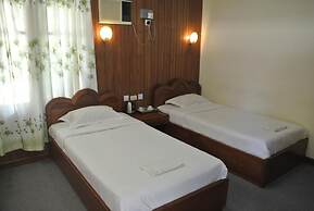 Kyaw Hotel
