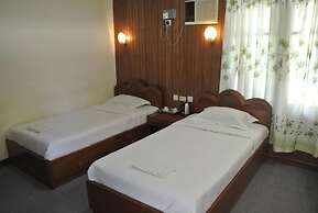 Kyaw Hotel