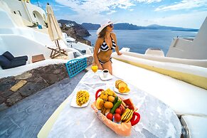Santorini Paradise