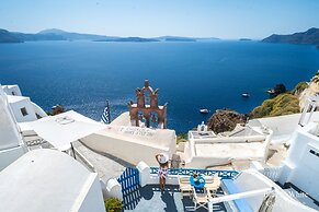 Santorini Paradise