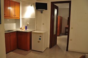 Michalis Apartments near the beaches with sea view