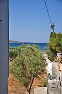 Michalis Apartments near the beaches with sea view