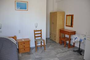 Michalis Apartments near the beaches with sea view