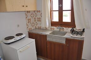 Michalis Apartments near the beaches with sea view