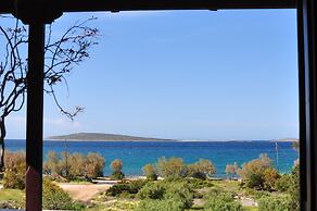 Michalis Apartments near the beaches with sea view