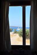 Michalis Apartments near the beaches with sea view