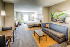 Holiday Inn Express & Suites Cleveland West - Westlake by IHG