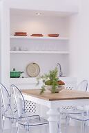 Skyfall Suites - Adults Only