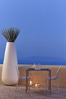 Skyfall Suites - Adults Only