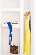 Skyfall Suites - Adults Only