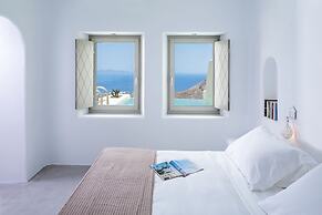 Skyfall Suites - Adults Only