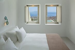 Skyfall Suites - Adults Only